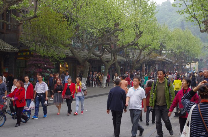 Dujiangyan main street crowded with tourists