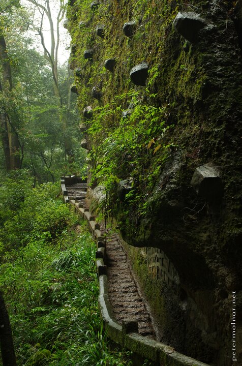 Ancient paths carved into the mountain at
Qingcheng