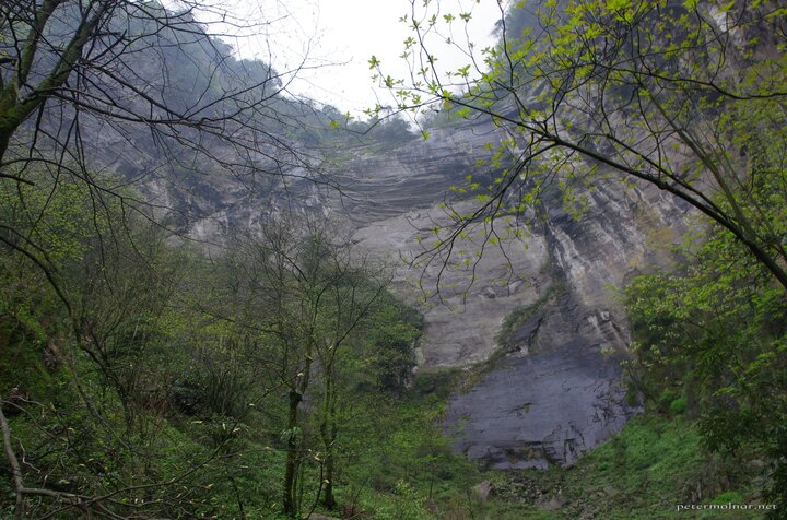 Huge cliffs at Emeishan