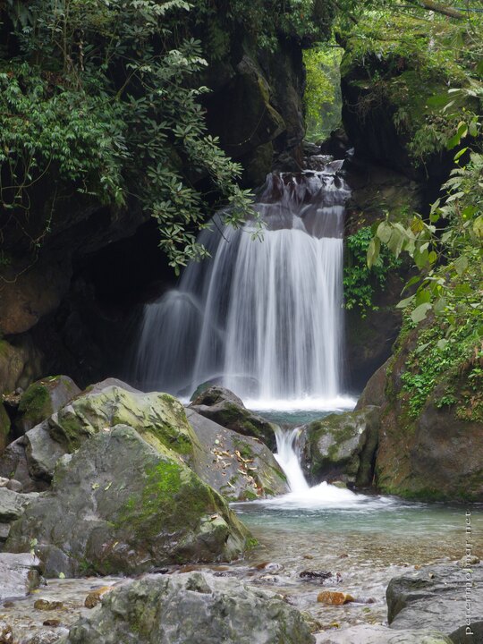 A waterfall near Qingyin Pavilion